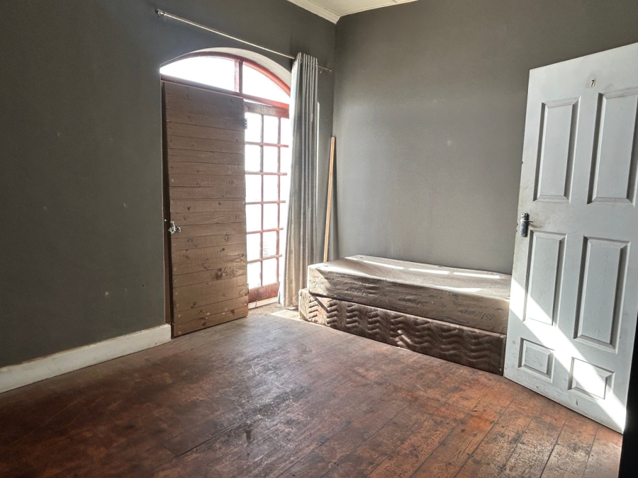 25 Bedroom Property for Sale in Quigney Eastern Cape